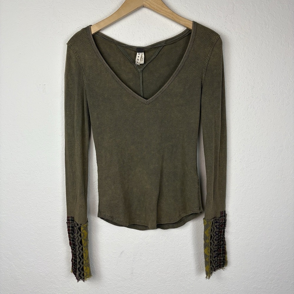 Free People M Long Sleeve T Shirt Thermal Contrast Cuff Y2k Green Scoop Neck